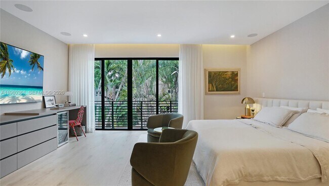 Building Photo - 3075 Mary St