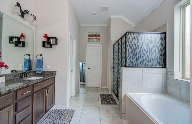 Building Photo - 5126 Victory Shores Ln