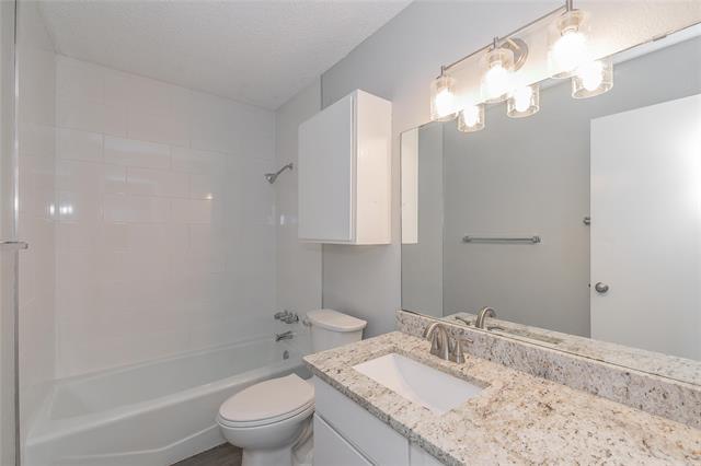 Building Photo - 5013 Geddes Ave