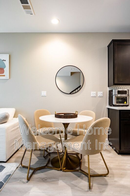 Building Photo - 1828 Enclave Pl
