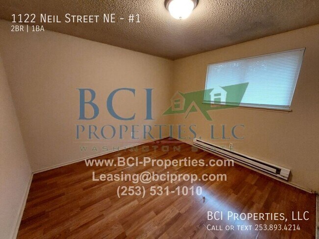 Building Photo - 1122 Neil St NE