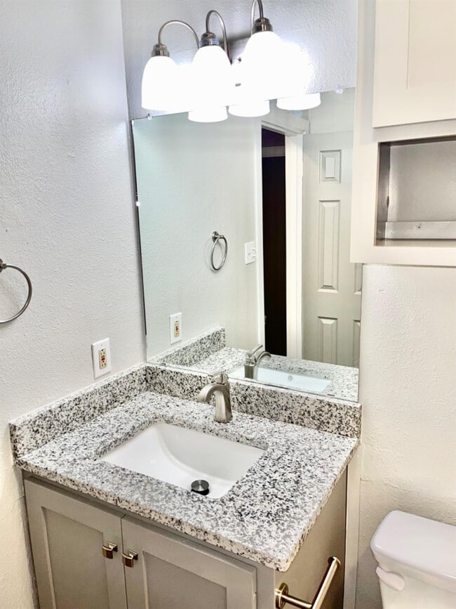 Building Photo - 5512 12th St