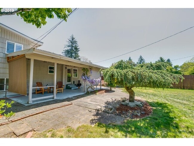 Building Photo - 3333 SE 167th Ave