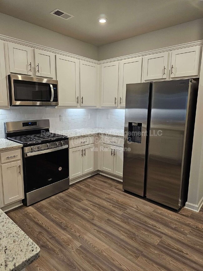 Building Photo - 7828 Nelson Rd