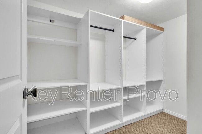 Building Photo - 1559 Oak Cliff Dr