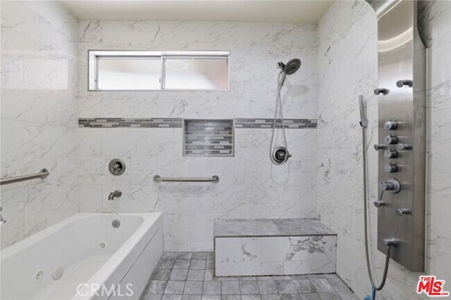 Building Photo - 6732 Wooster Ave