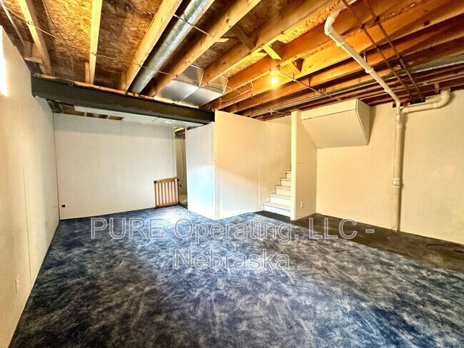 Building Photo - 7879 Bauman Ave