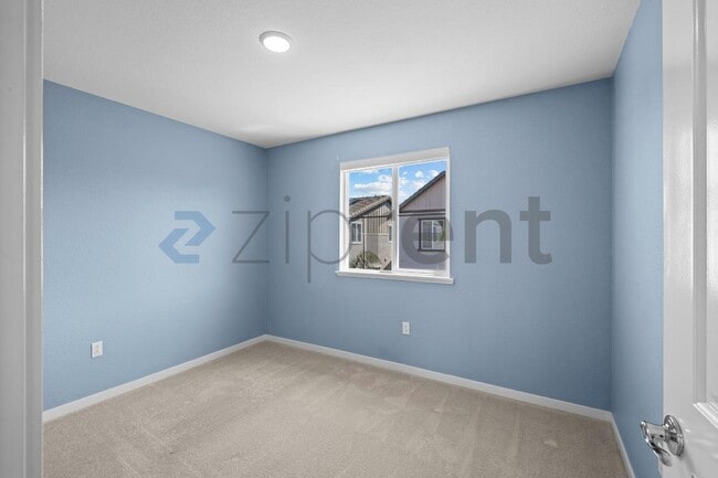 Building Photo - 136 Willowrun Wy