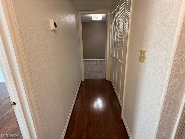 Building Photo - 1411 Santa Margarita St