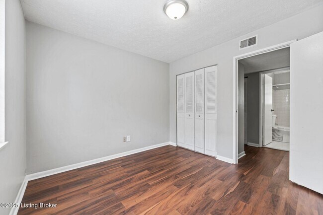 Building Photo - 12511 E Orell Rd