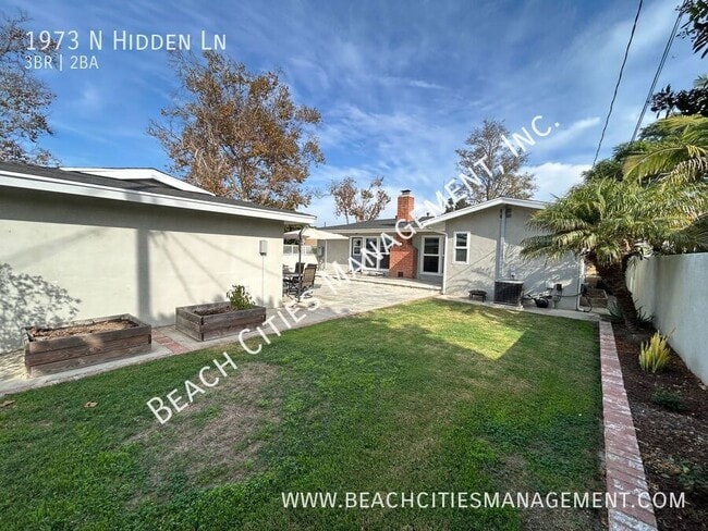 Building Photo - 1973 N Hidden Ln