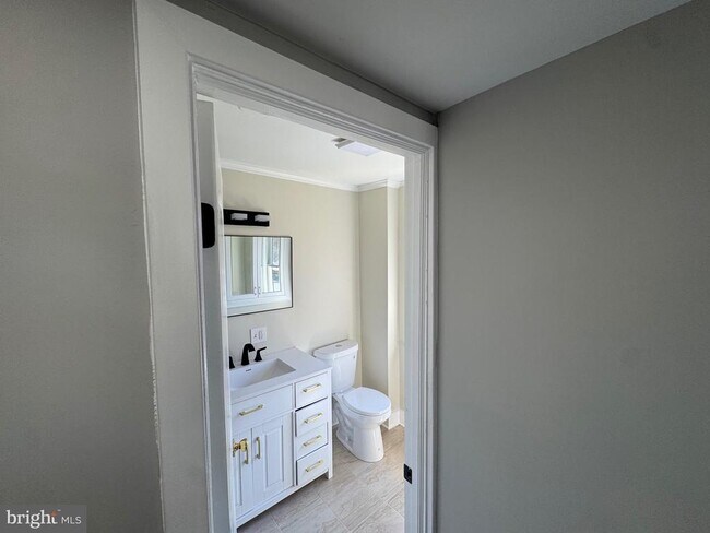 Building Photo - 334 Church Rd