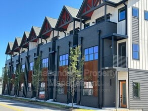 Building Photo - 1861 Zeta Way