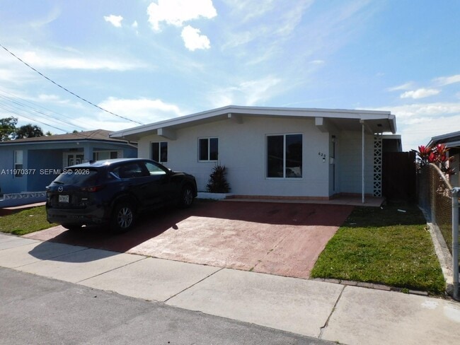 Building Photo - 620 NW 58th Ct