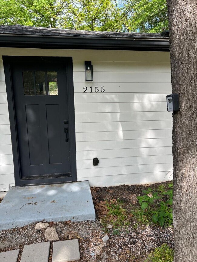 Building Photo - 2155 Hickory Trce