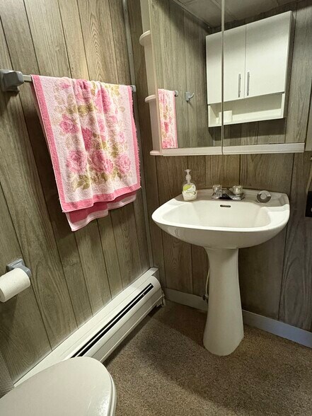 Building Photo - 47 Fair Acres Dr