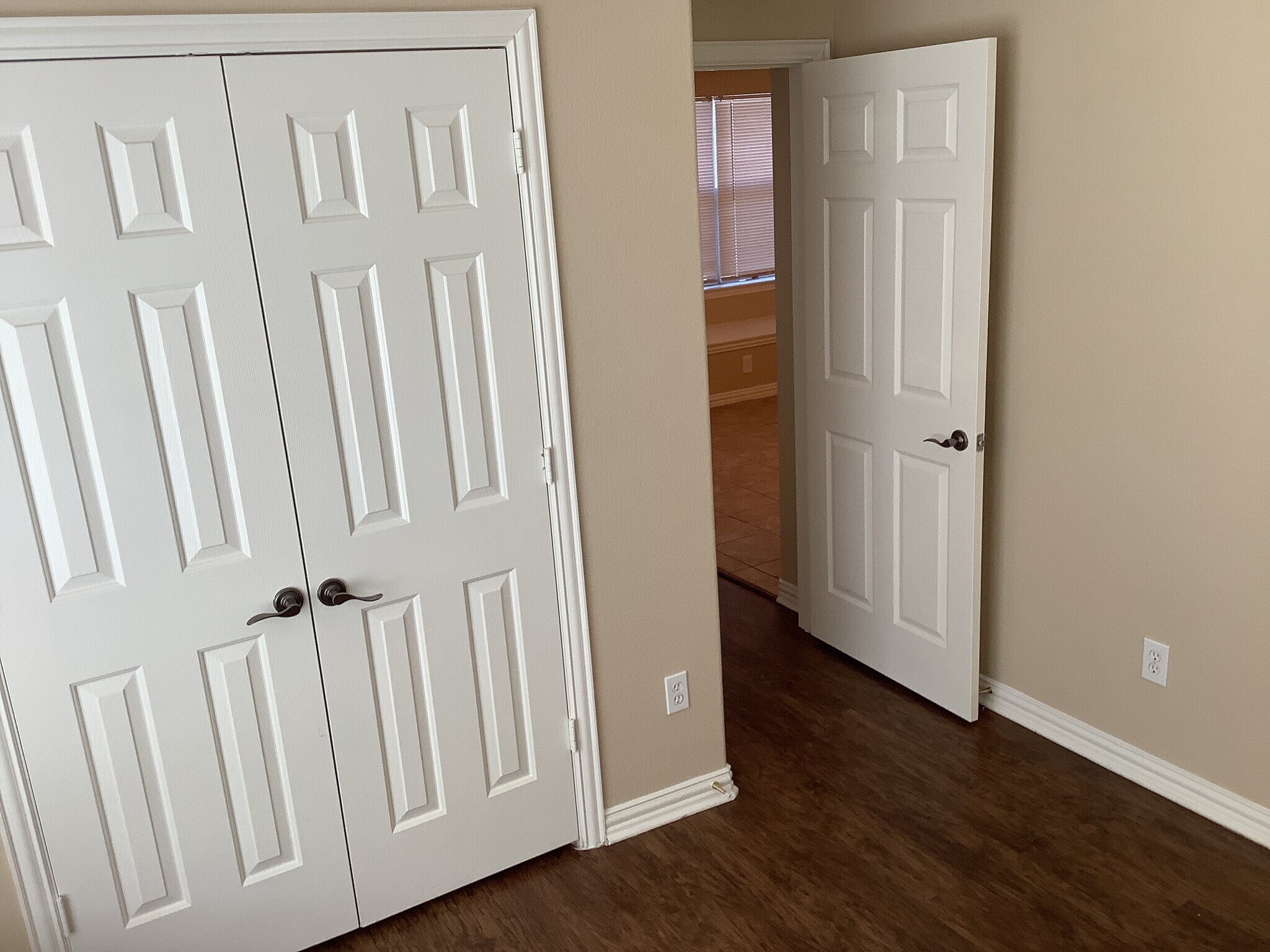 Building Photo - 515 Cool Meadow Ct