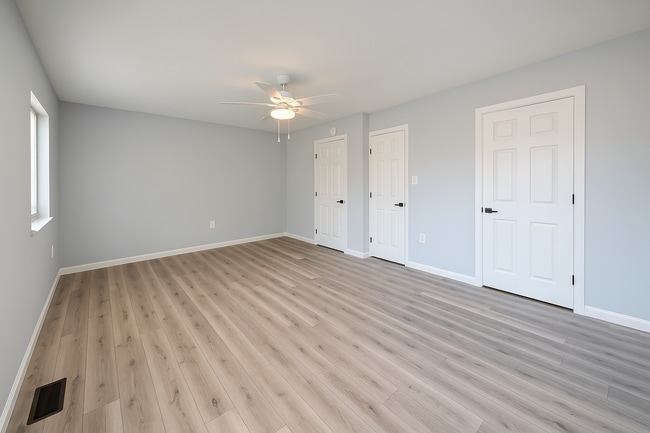 Building Photo - 328 Carmel Woods Dr