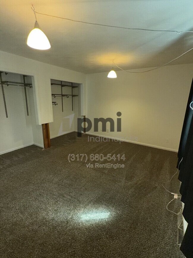 Building Photo - 635 Phaeton Pl