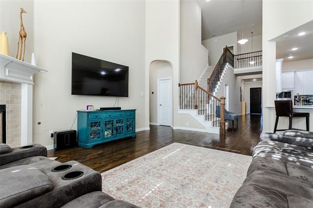 Building Photo - 8801 Stenson St