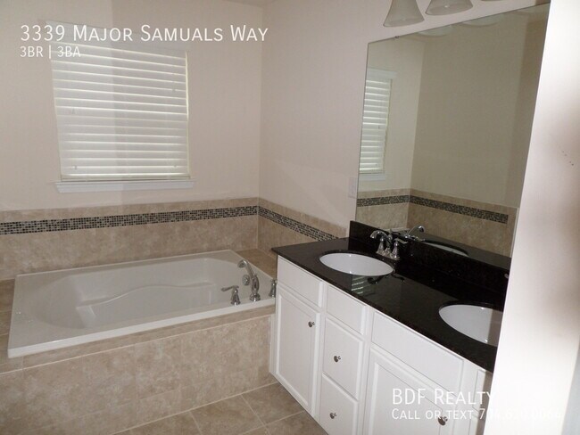 Building Photo - 3339 Major Samuals Way