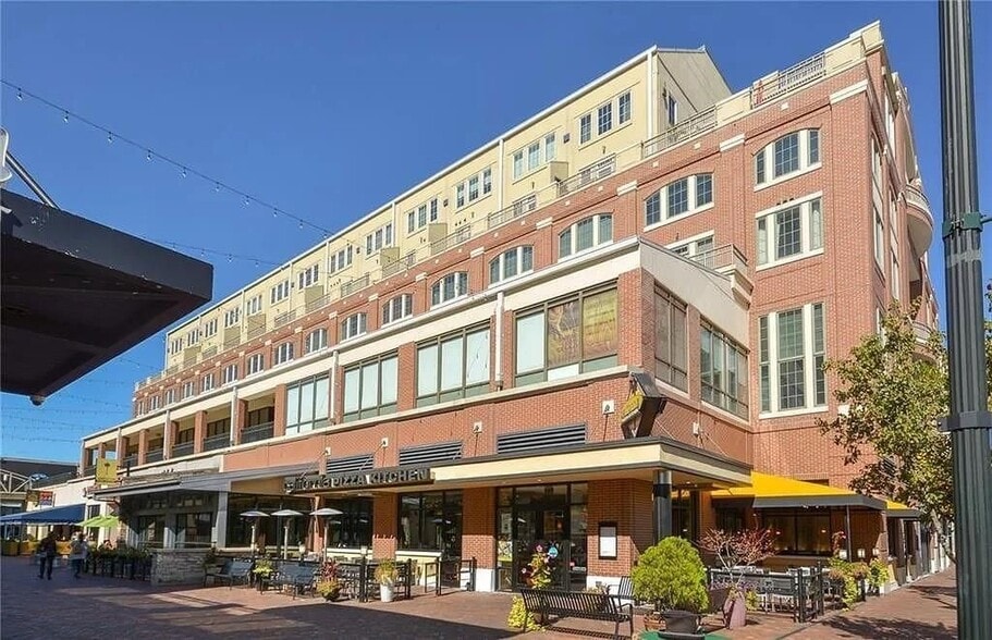 Building Photo - 545 Whitlox Rd NW