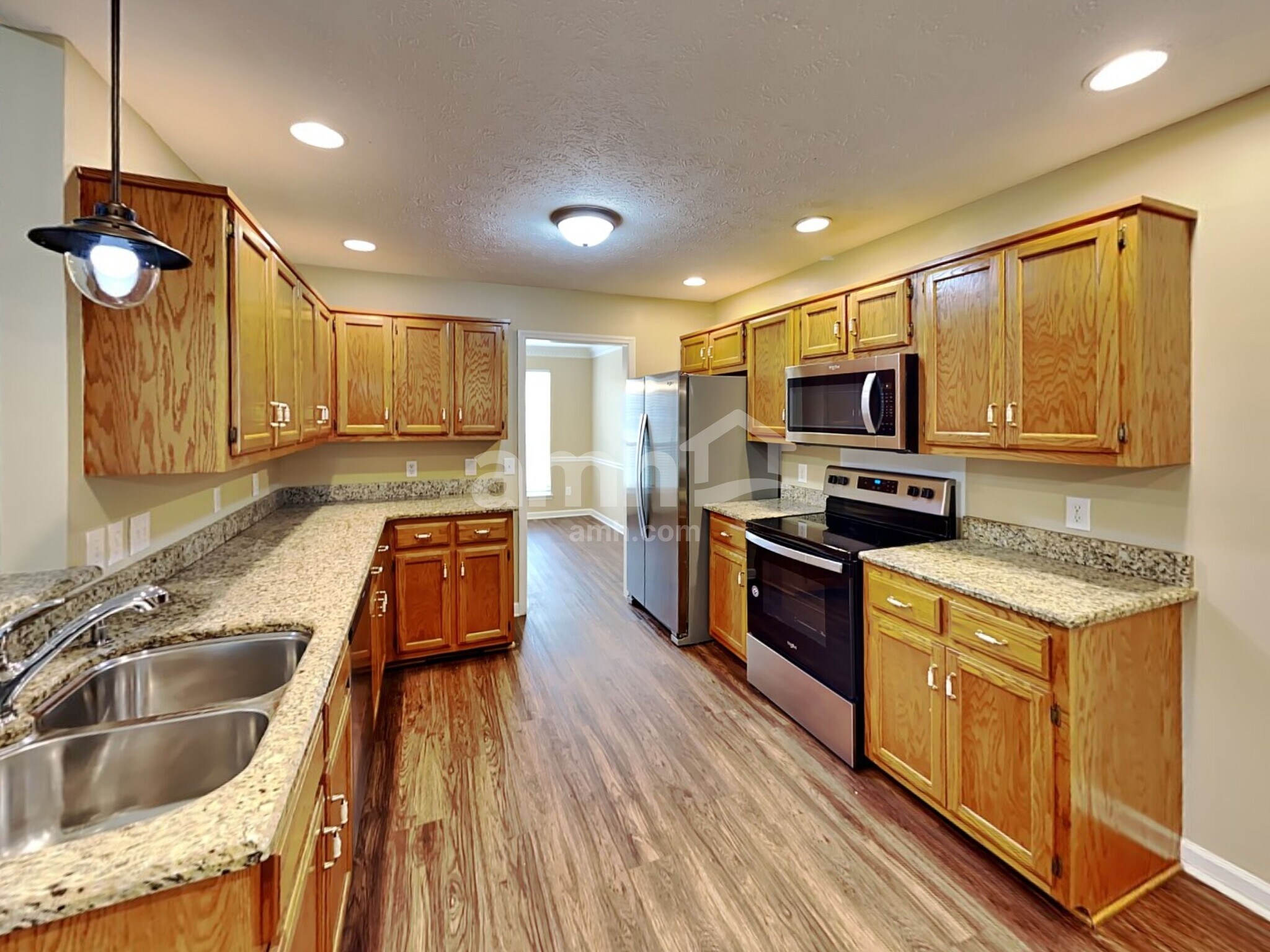 Building Photo - 1617 E Blairmont Dr