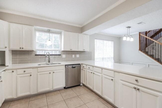 Building Photo - 20003 Atasca Villas Dr