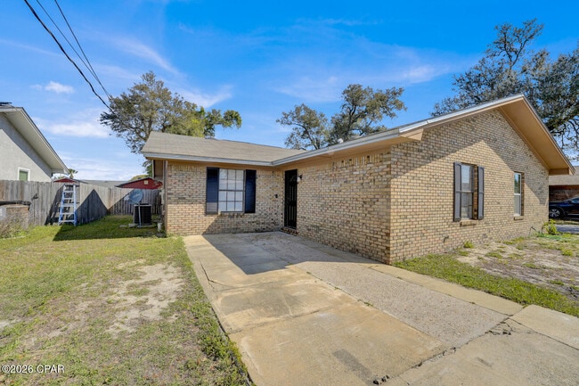 Building Photo - 5119 Marla Dr