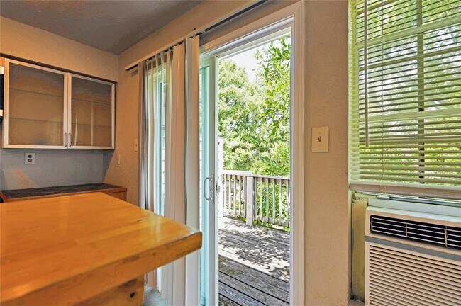Building Photo - 111 Dunbar Estates Dr