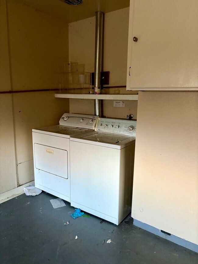 Building Photo - 7748001/51 C/O