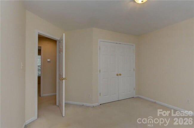Building Photo - 10496 Gunnison Ln