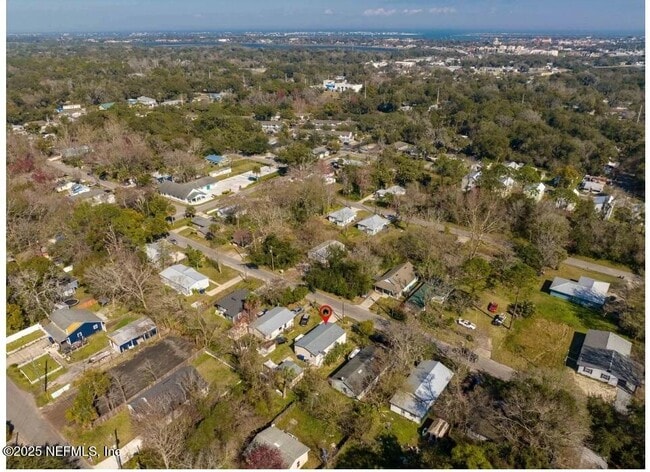 Building Photo - 501 Aiken St