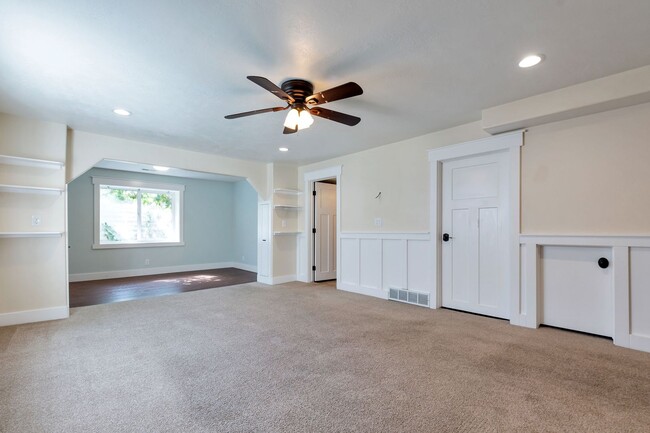 Building Photo - Spacious Home w attached 2 car garage