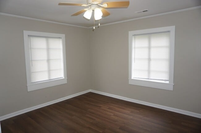 Building Photo - 1119 H St