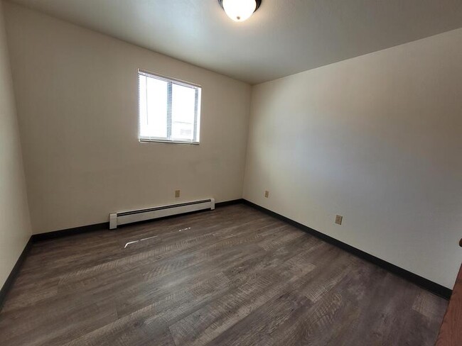 Building Photo - 1721 Lenwood Ave