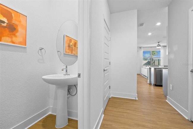 Building Photo - 8049 Gulfstream Ct