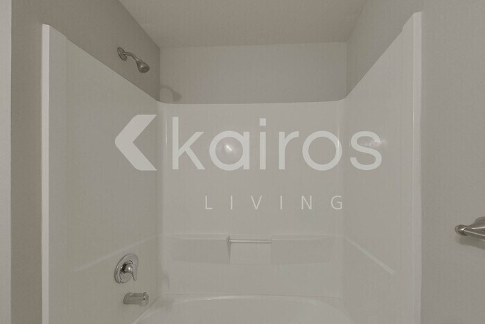 Building Photo - 2838 NW 19th Pl