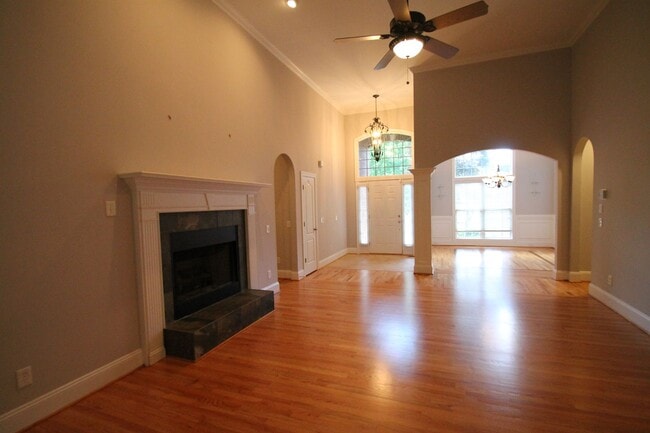 Building Photo - Exclusively Offered By Muse Realty Rentals, LLC