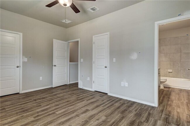 Building Photo - 1703 Davidson Rnch Dr