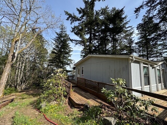 Building Photo - 1258 Island Dr