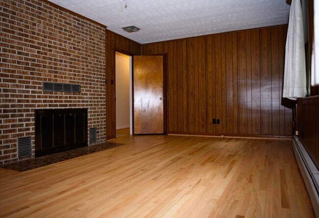 Building Photo - 8814 Kentucky Ave