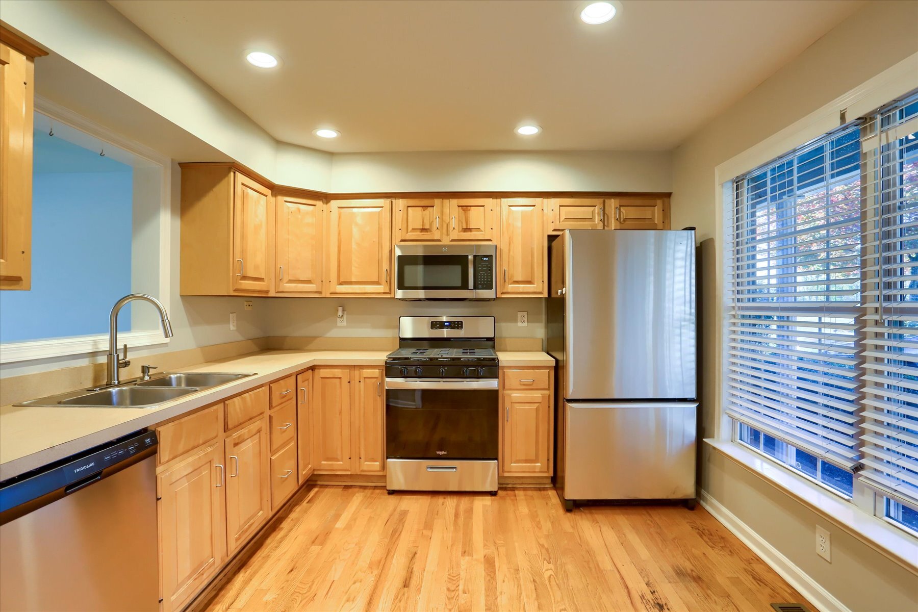 Building Photo - 523 Northstar Dr