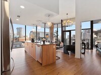 Building Photo - 1212 Demonbreun St