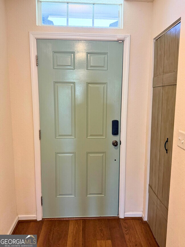 Building Photo - 227 Brooklet Cir