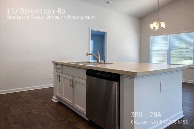 Building Photo - 137 Dormitory Rd