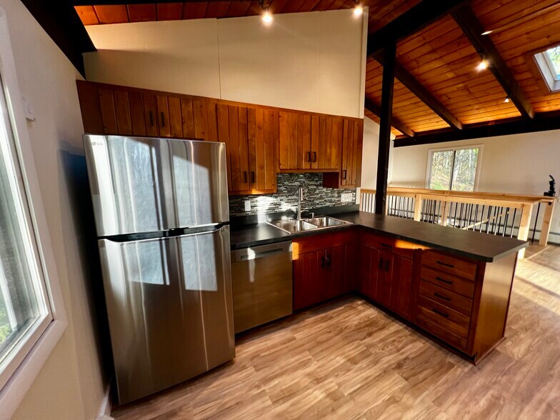 Building Photo - 69 Scenic Dr