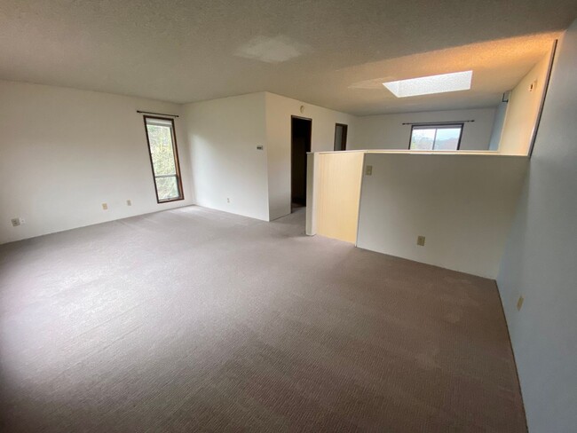 Building Photo - Time to Spring on this Crown Hill Home!