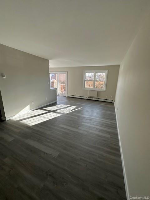 Building Photo - 460 Old Town Rd