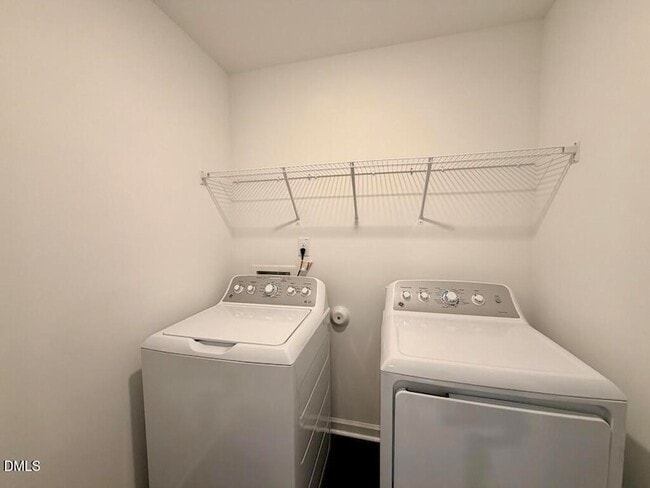 Building Photo - 134 Blossom Fld Wy